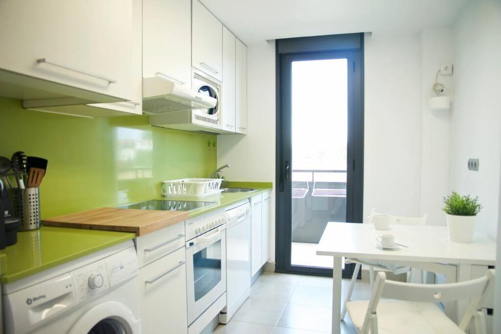 Apartamento Diseno A Cien Metros Del Mar. 托里代巴拉 外观 照片